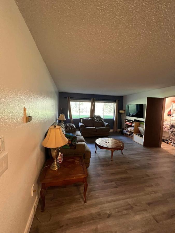 Rustic Girdwood Condo المظهر الخارجي الصورة